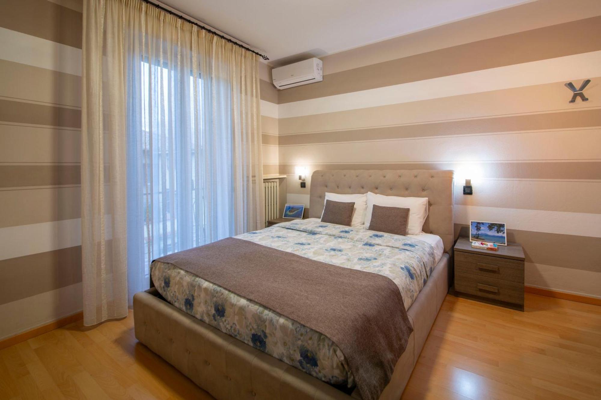 Sirmione4U - Domus By The Castle Appartement Buitenkant foto