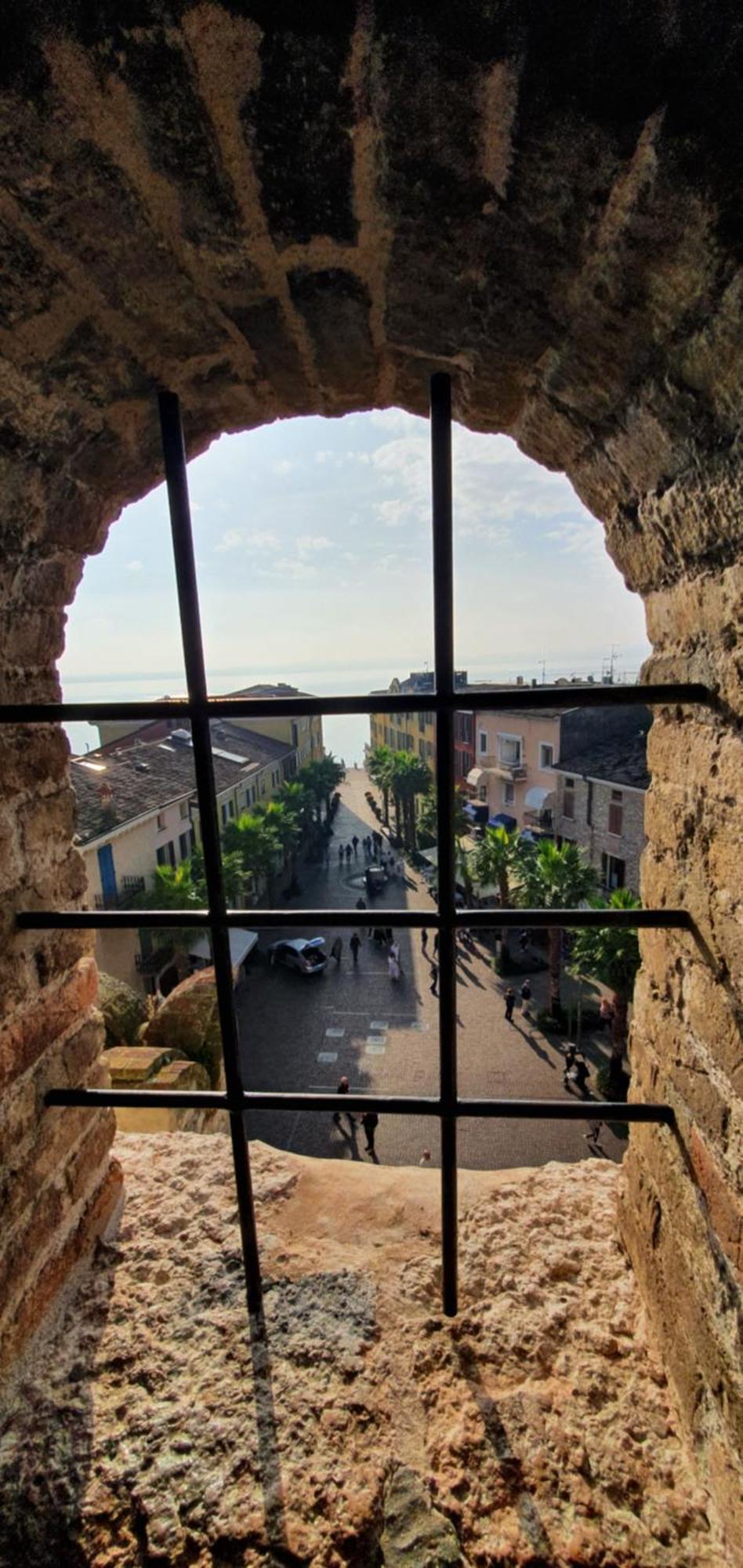 Sirmione4U - Domus By The Castle Appartement Buitenkant foto